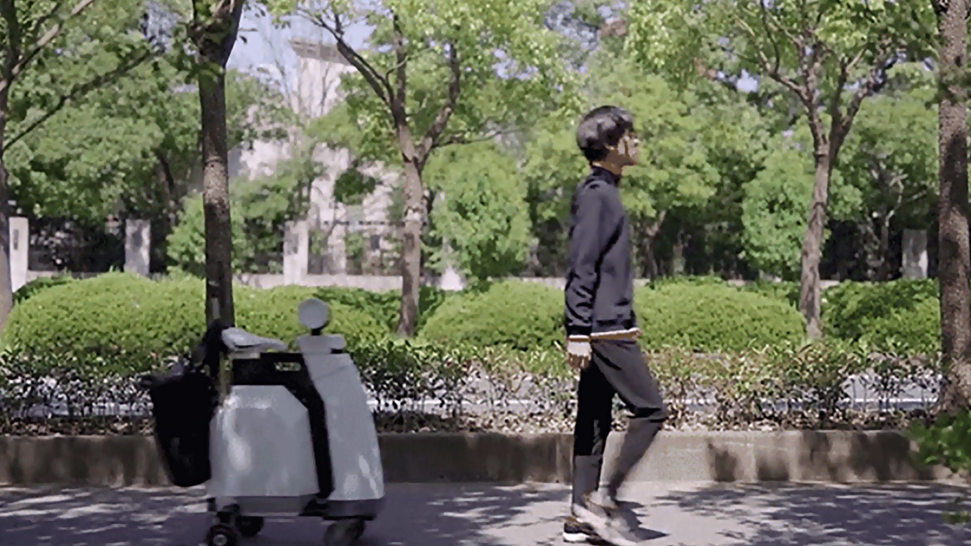 Human "partner" - following the transport robot